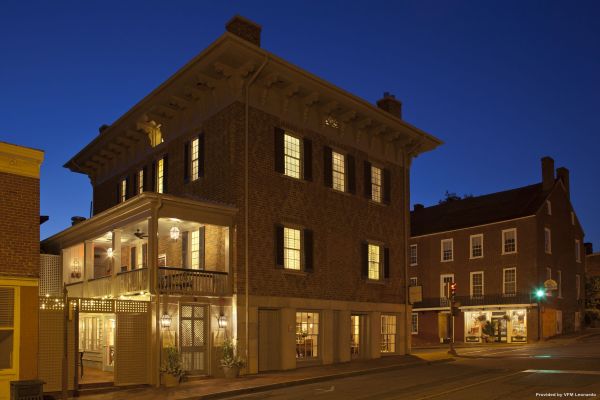 THE GEORGES INN (Lexington)